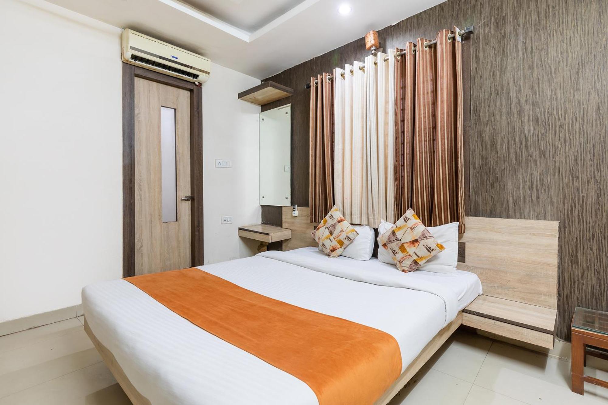 OYO 27611 Hotel Shree Regency Bhopal Buitenkant foto
